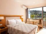 Single room with land view