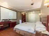 Standard room with view
