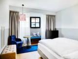 Standard Double room with city view