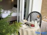 Deluxe Double Suite with balcony