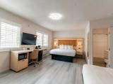 Deluxe Double Suite