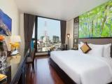 Deluxe Double room with city view