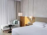 Double room with city view