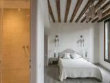 Standard Triple room with city view
