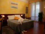 Standard Triple room with balcony