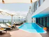 Deluxe Double room with city view
