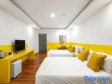 Superior Sextuple room