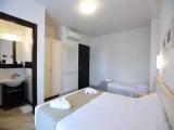 Standard Triple room with balcony