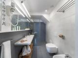 2 Bedrooms Apartment with city view