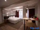 Standard Double room with city view