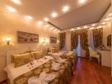Suite with balcony