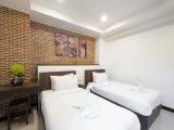 Deluxe room with city view