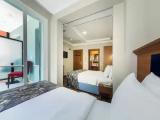 Standard Triple room with balcony