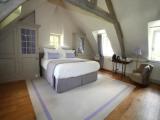 Attic Junior Suite with garden view