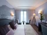 Standard Double room with city view