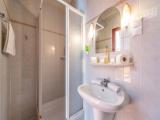 Standard Triple room with balcony