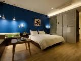 Deluxe Double room with city view