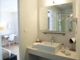 Standard Triple room with view