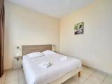 1 Bedroom Apartment with balcony and with pool view