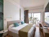 Standard Twin room with balcony
