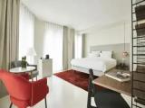 Double Club room