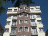 3 Bedrooms Apartment