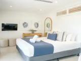 1 Bedroom Premium Penthouse room with balcony