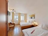 Standard room with street view