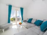 2 Bedrooms Apartment with balcony and with sea view