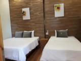 5 Bedrooms Villa