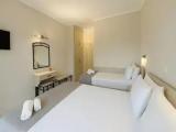 Classic Triple room with balcony