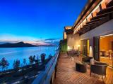 Presidential Suite with balcony