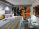 Standard Quadruple room with city view