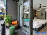 Deluxe Family room with pool view