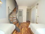 2 Bedrooms Standard Quadruple Family room with balcony
