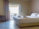 Standard Double room with partial sea view