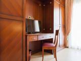 Premier room