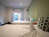 Standard Quadruple room with view