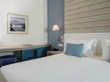 Comfort room with city view