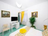 Standard Double room with partial sea view