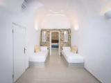 Standard Quadruple Family room with balcony
