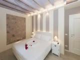 2 Bedrooms Quadruple Villa