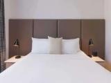 1 Bedroom Premier Apartment with balcony