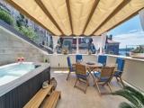 Deluxe Apartment with balcony and with sea view