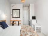 Standard Double room with balcony and with partial sea view