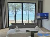Deluxe room beachfront