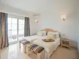 2 Bedrooms Quadruple Apartment