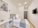 Comfort room with balcony