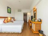 Deluxe room with lake view
