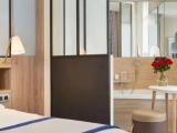 Deluxe Triple room with balcony